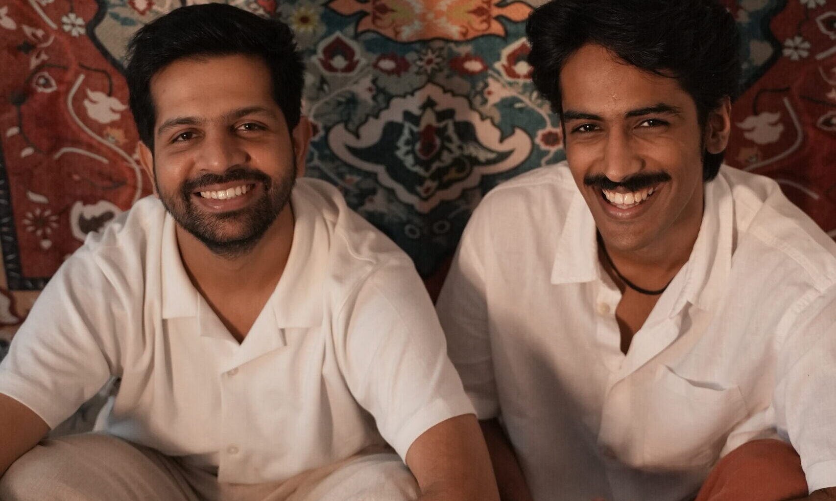 Divyam Sodhi and Khwaab’s ‘Kya Kahein’ Oozes Old World Charm 6 Divyam Sodhi and Khwaab’s ‘Kya Kahein’ Oozes Old World Charm