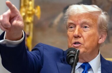 Donald Trump lashes out at Reporter over $400M jet donation by Qatar – This is his response | Today News 14 menu