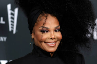 Janet Jackson to Receive ICON Award at 2025 AMAs, Will Perform on TV for First Time in 7 Years 22 Janet Jackson to Receive ICON Award at 2025 AMAs, Will Perform on TV for First Time in 7 Years