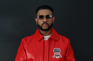 Mumzy Stranger Returns with ‘Ki Kori’ 15 Mumzy Stranger Returns with ‘Ki Kori’