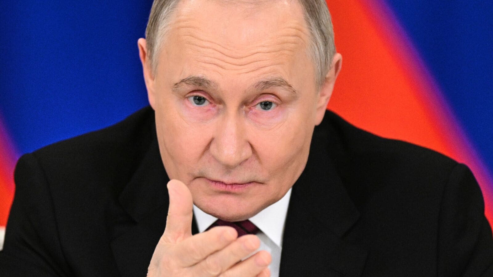 Putin’s chopper nearly hit? Russian commander claims helicopter was 'at the epicenter' of Ukrainian drone attack | Today News 6 Putin’s chopper nearly hit? Russian commander claims helicopter was 'at the epicenter' of Ukrainian drone attack | Today News