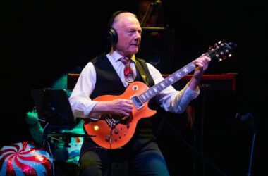 Robert Fripp Suffered a Heart Attack After Thinking He Had Acid Reflux