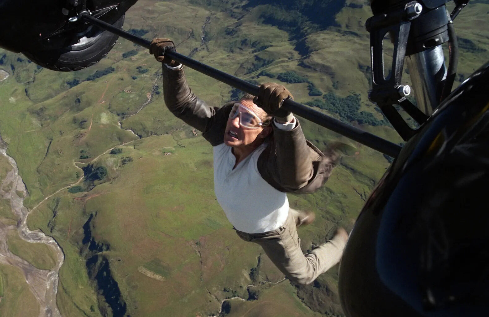 ‘Mission: Impossible — The Final Reckoning’ Is One Long Tom Cruise Victory Lap 8 ‘Mission: Impossible — The Final Reckoning’ Is One Long Tom Cruise Victory Lap