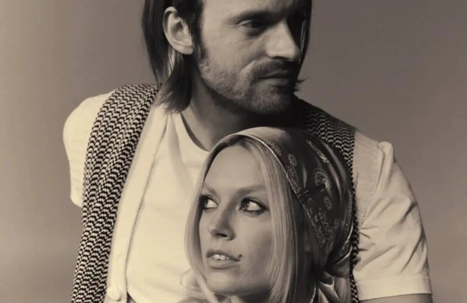 Finneas, Ashe Announce New Band, The Favors, and Debut Album 4 Finneas, Ashe Announce New Band, The Favors, and Debut Album