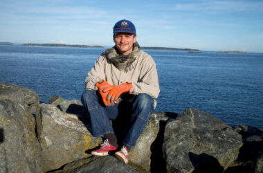 Mac DeMarco Goes ‘Home’ to His ‘Guitar’ on New Album 18 Mac DeMarco Goes ‘Home’ to His ‘Guitar’ on New Album