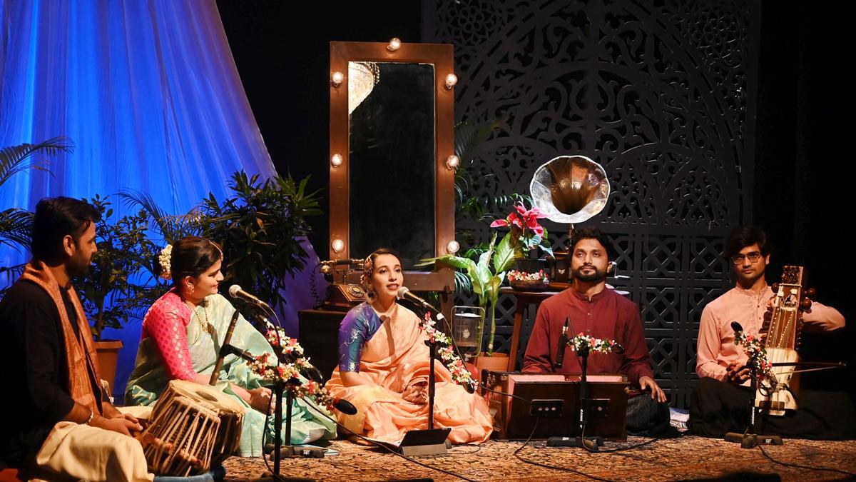 ‘O Gaanewali’ is an ode to powerful female voices from the past 8 ‘O Gaanewali’ is an ode to powerful female voices from the past