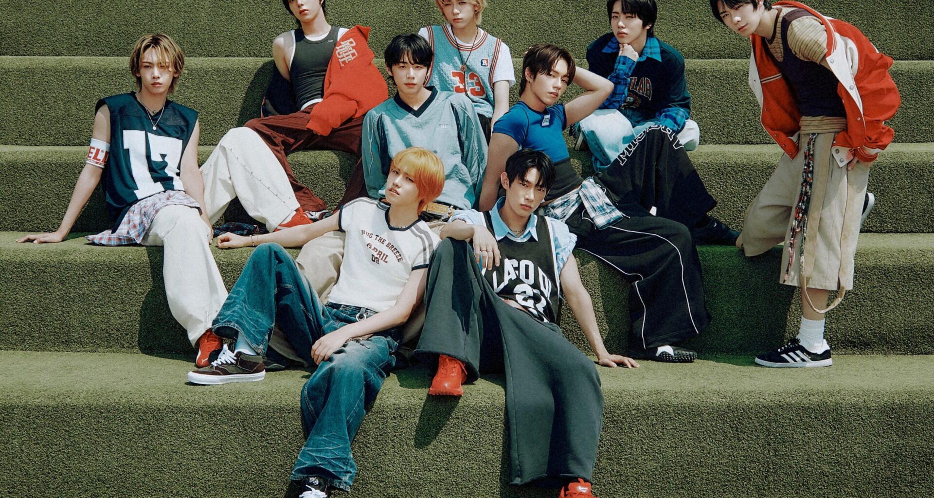 AHOF Introduces Their Sound with Debut Mini Album 'Who We Are' 8 AHOF Introduces Their Sound with Debut Mini Album 'Who We Are'