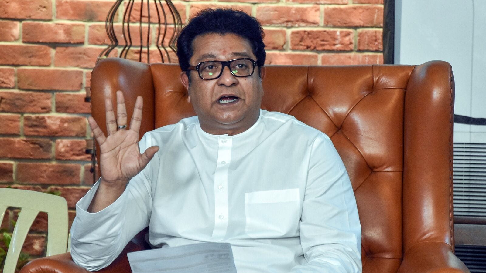 Now, MNS workers assault Pune man for ‘objectionable’ social media post about Raj Thackeray | Today News 6 menu