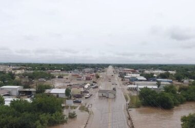 Texas floods: Deaths climb to 43, dozens missing as search operation continues | Top points | Today News 13 menu