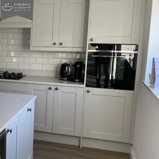 Why Pick White Quartz with Black Veins for Kitchen Counters 1 Kitchens-In-Brighouse