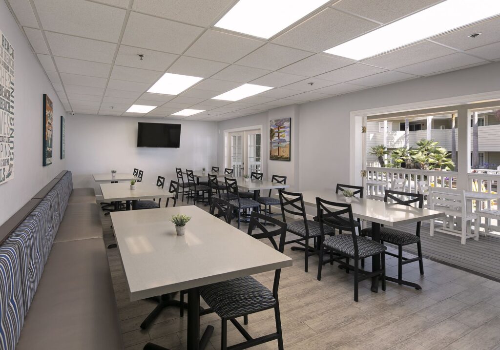 Pismo Lighthouse Suites Event Venues: Your Complete Guide to Beachfront Weddings, Meetings & Celebrations 2025 8 Pismo Lighthouse Suites Event Venues: Your Complete Guide to Beachfront Weddings, Meetings & Celebrations 2025