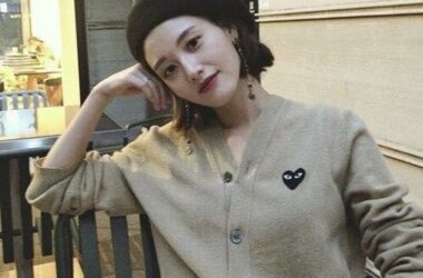 How Comme des Garçons Inspires Creative Streetwear Expression 19 Effortless Café Chic in Neutral Tones