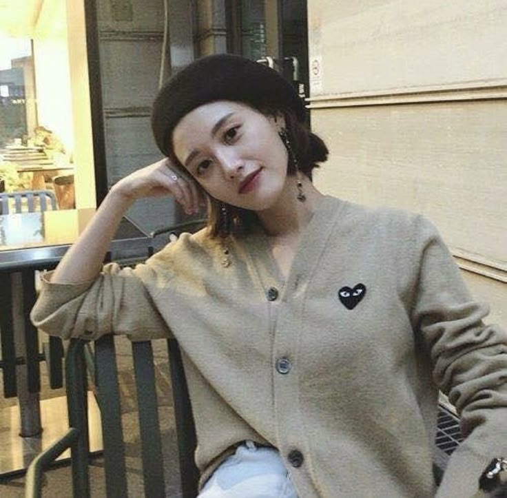 How Comme des Garçons Inspires Creative Streetwear Expression 6 Effortless Café Chic in Neutral Tones