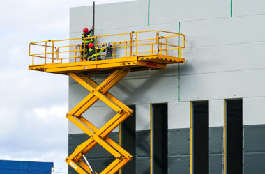 How Regular Maintenance Makes Hired Scissor Lifts More Reliable 4 How Regular Maintenance Makes Hired Scissor Lifts More Reliable