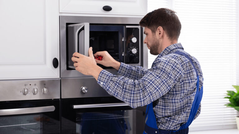 Microwave Repair Mississauga | Local Experts, Guaranteed Results 1 Microwave Repair Mississauga
