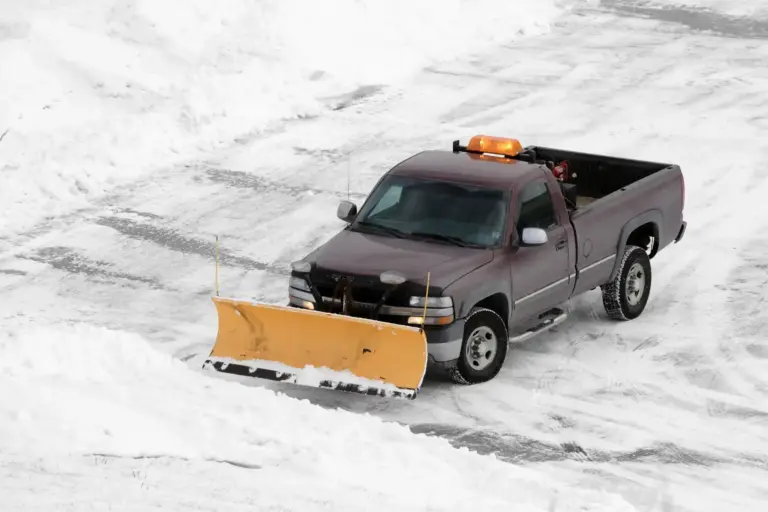 How Chicago’s Top Snow Removal Services Ensure Safety and Speed 2 Top snow removal services Chicago