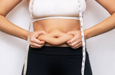 جراحة شفط الدهون في دبي: النهج المزدوج الحديث لتحقيق التوازن الجمالي 18 Liposuction surgery in Dubai