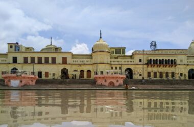 Ayodhya Tour Packages: Your Gateway to Spiritual Discovery 13 Ayodhya Tour Packages: Your Gateway to Spiritual Discovery