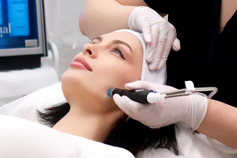 Best Hydrafacial Near Me: A Complete Guide to Glowing and Healthy Skin 8 Experience the Best Hydrafacial Near You – Deeply cleanse, hydrate, and rejuvenate your skin with expert spa care.
